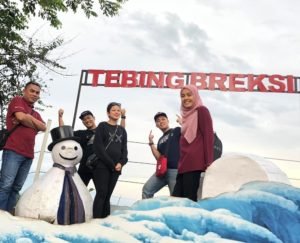 TRAVEL WISATA JOGJA 5 HARI 4 MALAM