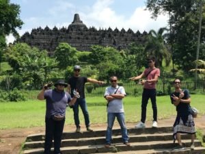 Borobudur sunrise tour