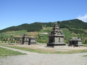 PAKET TERKINI JOGJA DIENG 4 HARI 3 MALAM