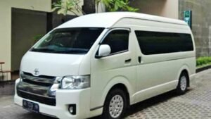 Nikmati Serunya Liburan di Yogyakarta dengan Sewa Hiace Jogja!