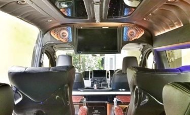 Sewa Hiace Jogja: Tiket Anda untuk Liburan yang Santai dan Bebas Ribet